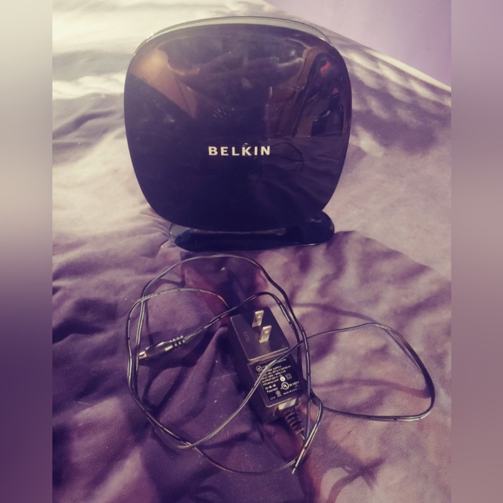 Belkin Wireless Router - Picture 2 of 3